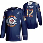 Camiseta Hockey Winnipeg Jets Dylan Demelo 2020 Wasac Night Indigenous Heritage Azul Camiseta Hockey Winnipeg Jets Dylan Demelo 2020 Wasac Night Indigenous Heritage Azul